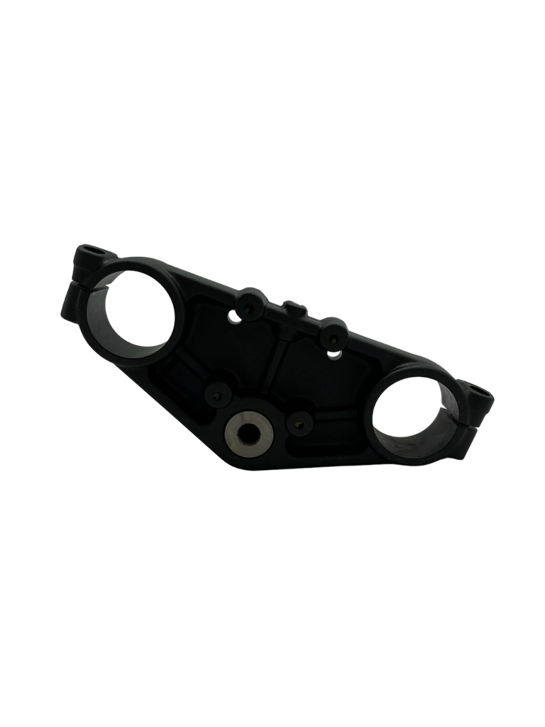 CR6 | TETE DE FOURCHE ET COLONNE