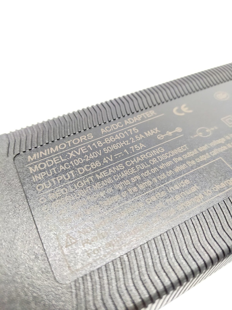 DUALTRON X | CHARGEUR 66V1,75Ah (2 pin)